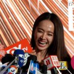 影／蔡依林和記者抬槓　笑到摀臉消失鏡頭前