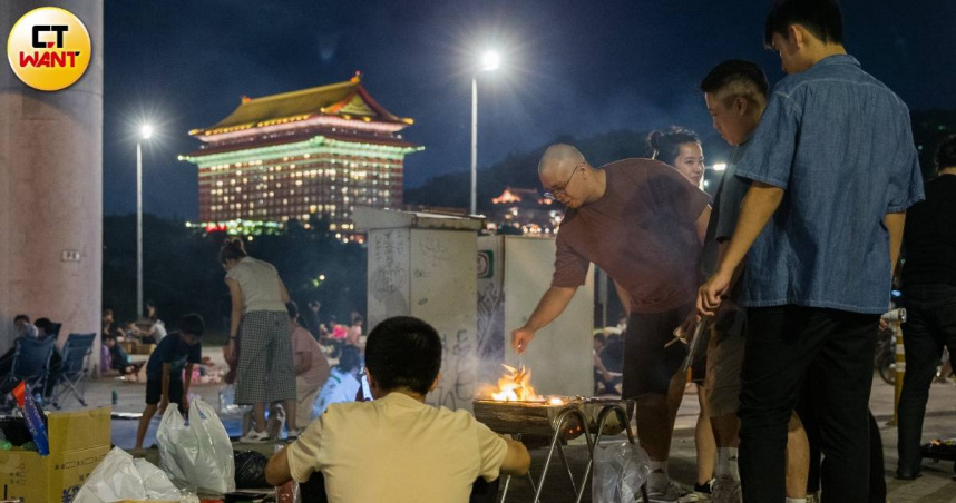 文蛤開了就能吃？1細節要注意　5招判斷海鮮「有沒有裝熟」