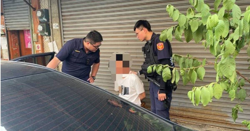 台南男子朝天空鳴槍　警方在車內竟查獲這樣東西