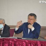藍白合不合？柯文哲為此痛罵「去死吧」　今再嘆台灣是民選皇帝制
